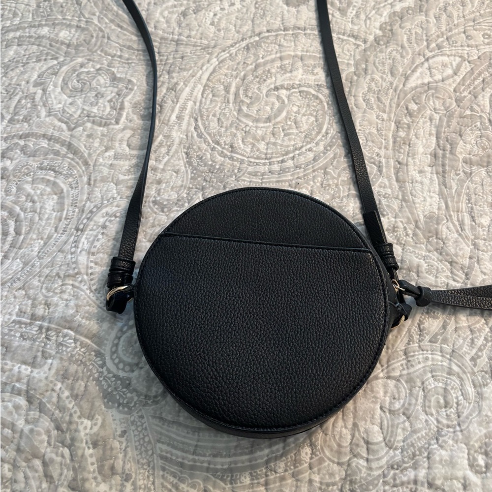 Chelsea28 black pebbled leather bag
